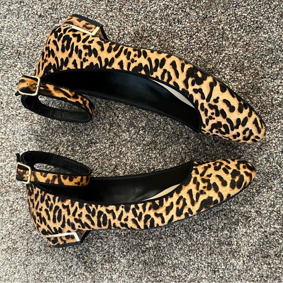 Vince Camuto Attera Flats Leopard Calf Hair animal print - Picture 6 of 6